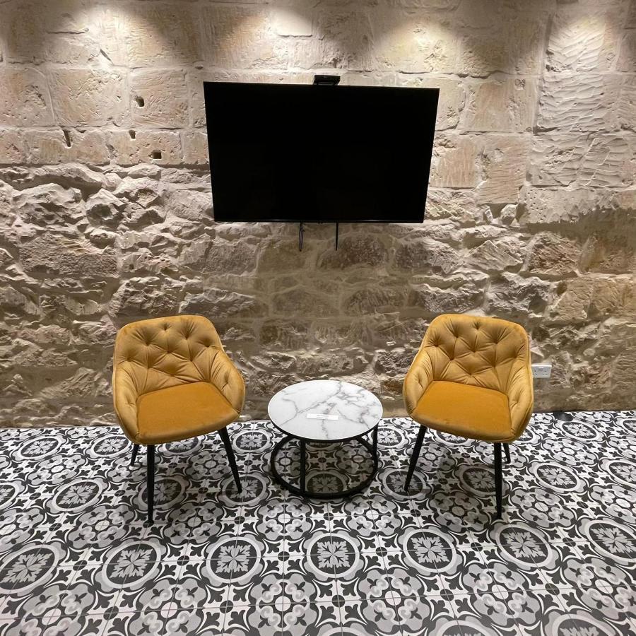 Valletta Home -Dar Il-Kavallier Jacques De Quiqueran Bagian luar foto