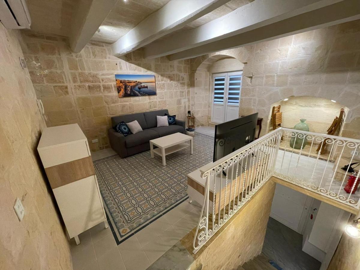 Valletta Home -Dar Il-Kavallier Jacques De Quiqueran Bagian luar foto